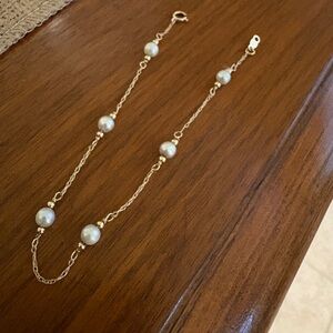 14K gold pearl bracelet